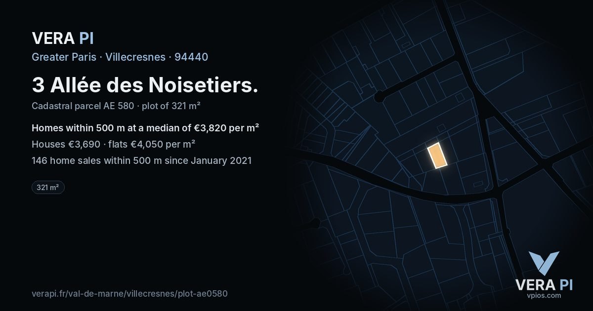 3 Allée des Noisetiers, Villecresnes at night – the plot lit, the parcels around coloured by the prices near them