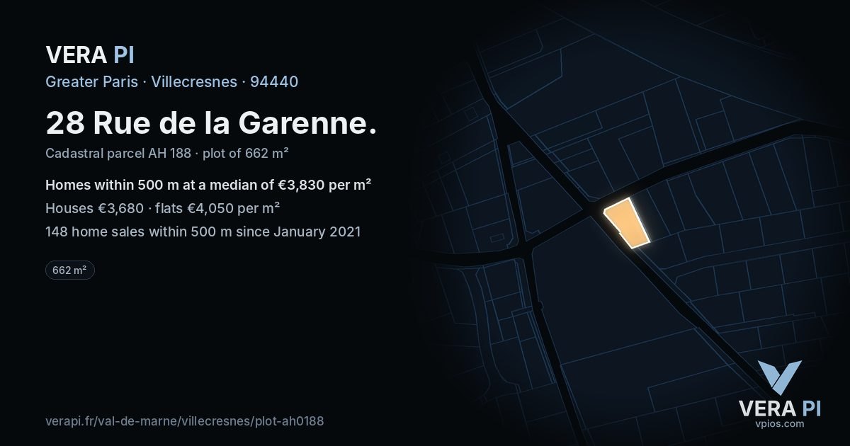 28 Rue de la Garenne, Villecresnes at night – the plot lit, the parcels around coloured by the prices near them