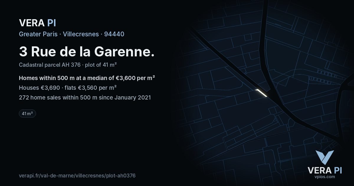 3 Rue de la Garenne, Villecresnes at night – the plot lit, the parcels around coloured by the prices near them