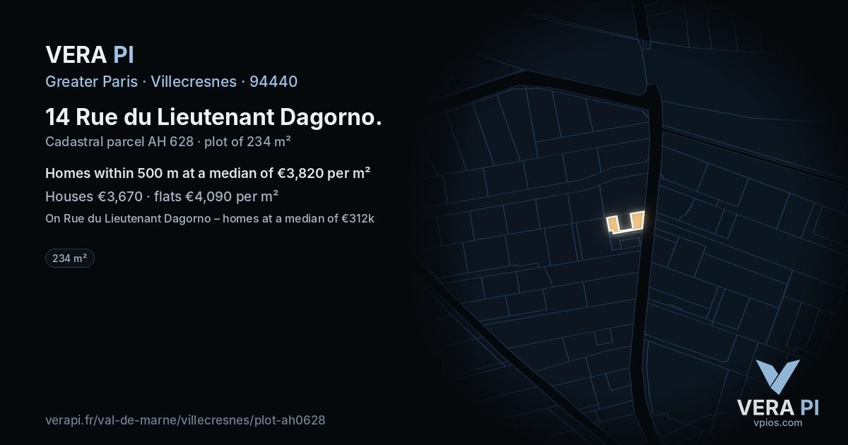 14 Rue du Lieutenant Dagorno, Villecresnes at night – the plot lit, the parcels around coloured by the prices near them
