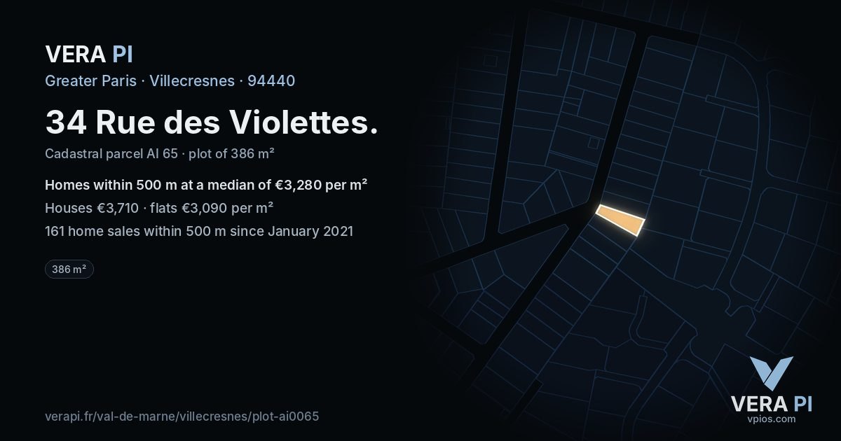 34 Rue des Violettes, Villecresnes at night – the plot lit, the parcels around coloured by the prices near them