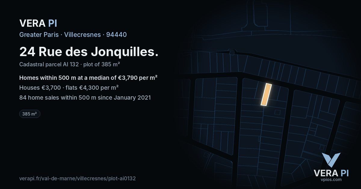 24 Rue des Jonquilles, Villecresnes at night – the plot lit, the parcels around coloured by the prices near them