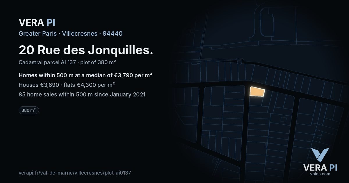 20 Rue des Jonquilles, Villecresnes at night – the plot lit, the parcels around coloured by the prices near them