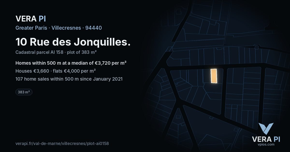 10 Rue des Jonquilles, Villecresnes at night – the plot lit, the parcels around coloured by the prices near them
