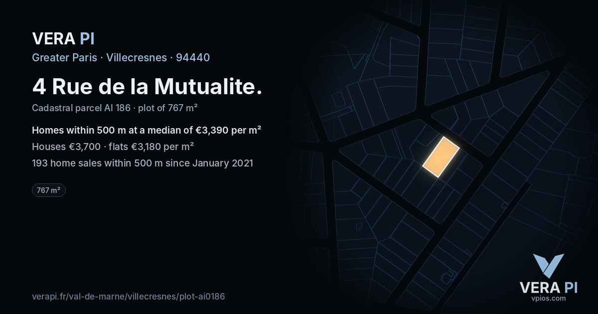 4 Rue de la Mutualite, Villecresnes at night – the plot lit, the parcels around coloured by the prices near them