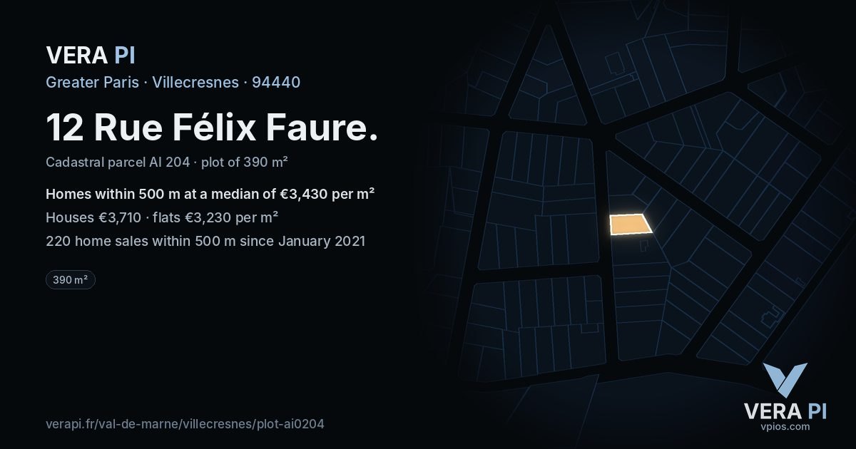 12 Rue Félix Faure, Villecresnes at night – the plot lit, the parcels around coloured by the prices near them