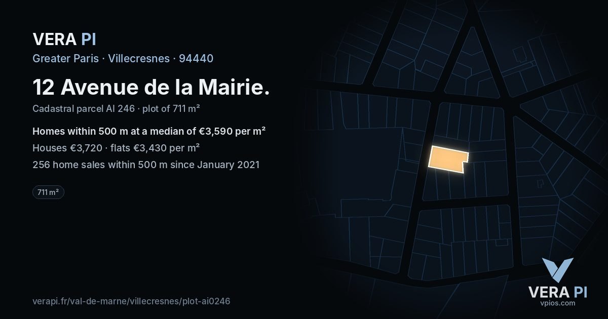 12 Avenue de la Mairie, Villecresnes at night – the plot lit, the parcels around coloured by the prices near them