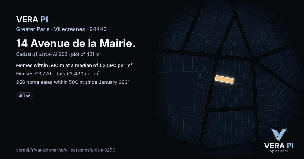 14 Avenue de la Mairie, Villecresnes at night – the plot lit, the parcels around coloured by the prices near them