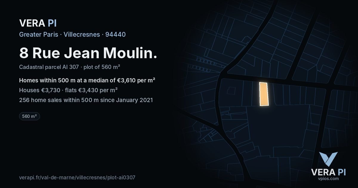 8 Rue Jean Moulin, Villecresnes at night – the plot lit, the parcels around coloured by the prices near them