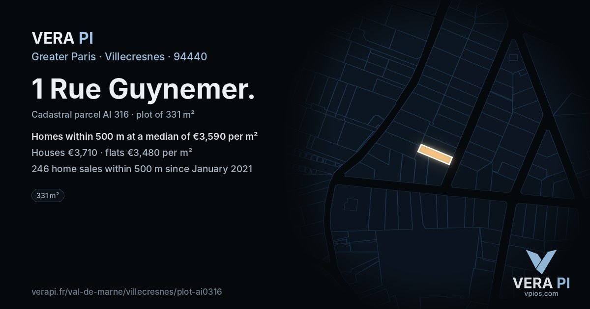 1 Rue Guynemer, Villecresnes at night – the plot lit, the parcels around coloured by the prices near them