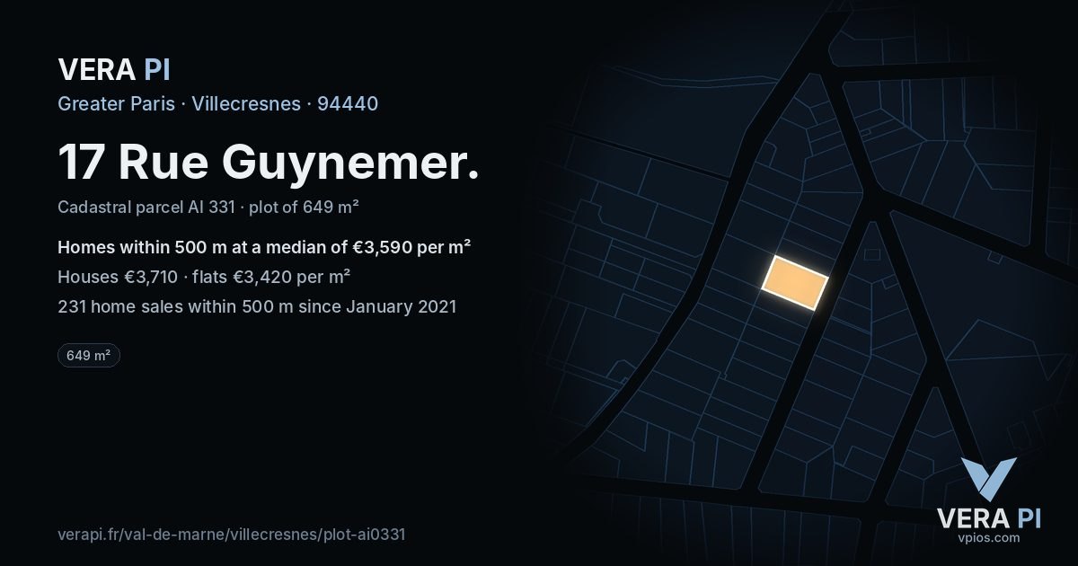 17 Rue Guynemer, Villecresnes at night – the plot lit, the parcels around coloured by the prices near them