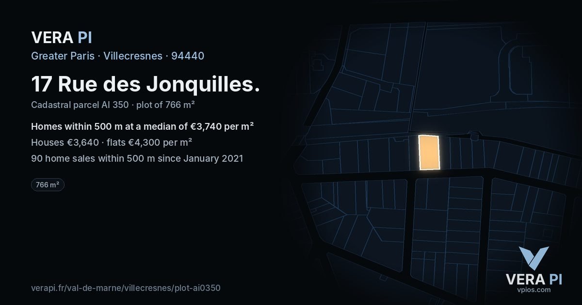 17 Rue des Jonquilles, Villecresnes at night – the plot lit, the parcels around coloured by the prices near them