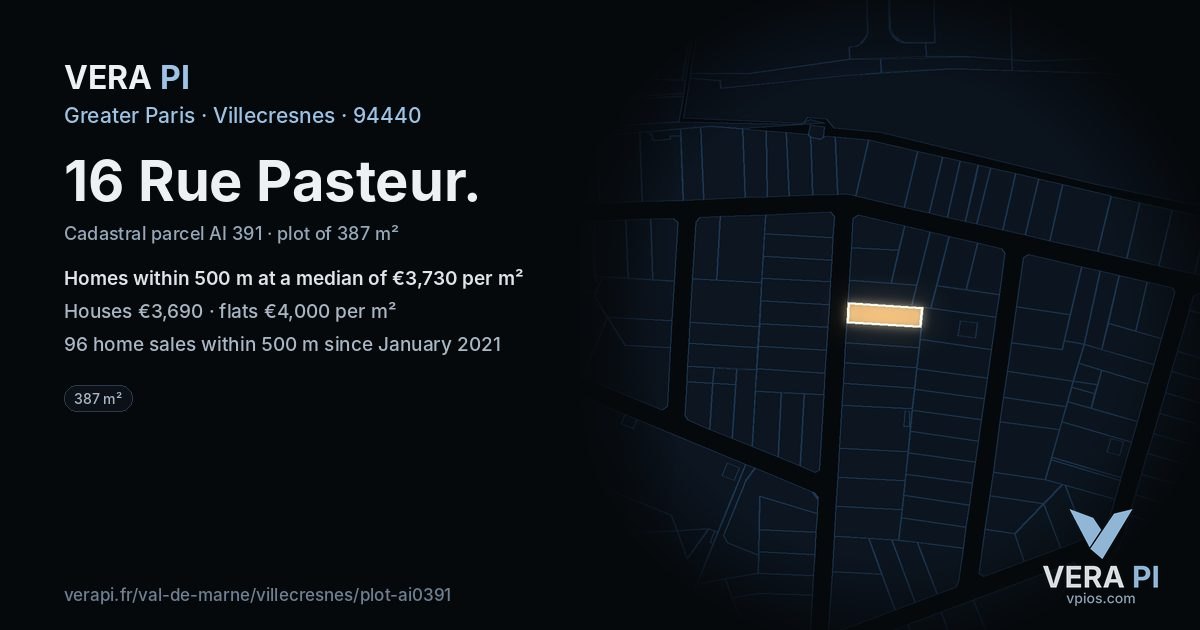 16 Rue Pasteur, Villecresnes at night – the plot lit, the parcels around coloured by the prices near them