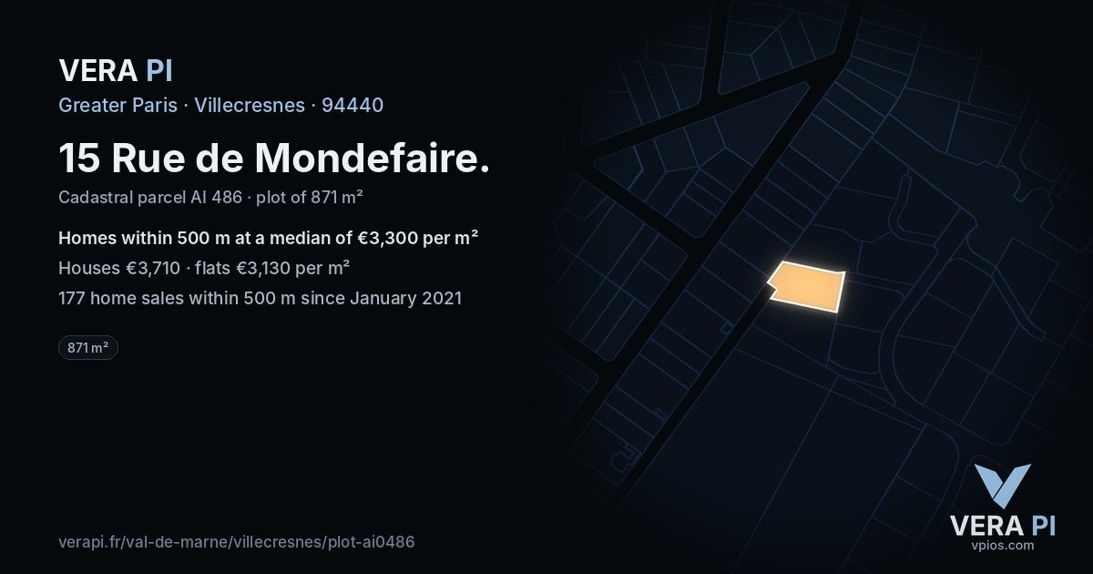 15 Rue de Mondefaire, Villecresnes at night – the plot lit, the parcels around coloured by the prices near them