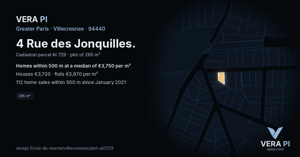 4 Rue des Jonquilles, Villecresnes at night – the plot lit, the parcels around coloured by the prices near them