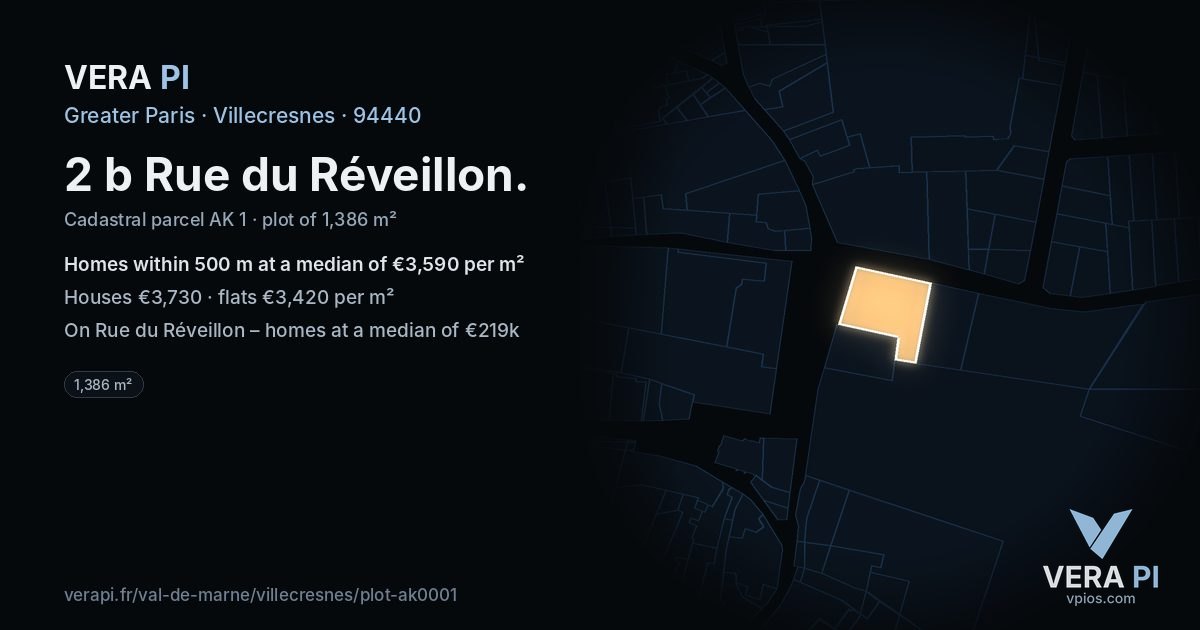2 b Rue du Réveillon, Villecresnes at night – the plot lit, the parcels around coloured by the prices near them