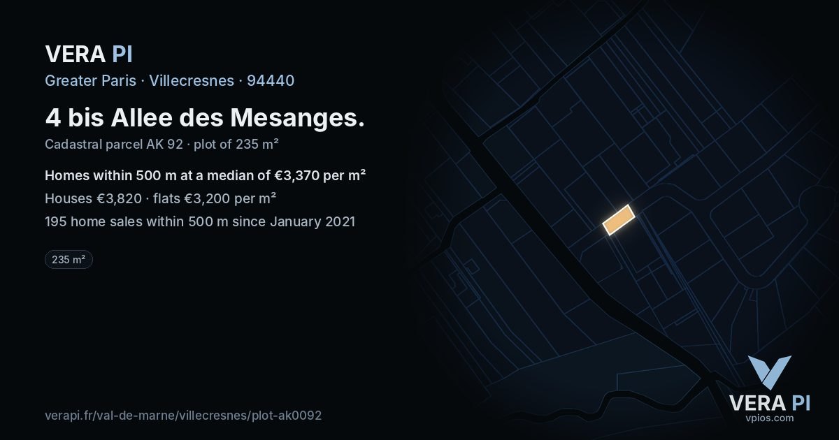4 bis Allee des Mesanges, Villecresnes at night – the plot lit, the parcels around coloured by the prices near them