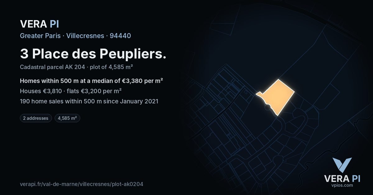 3 Place des Peupliers, Villecresnes at night – the plot lit, the parcels around coloured by the prices near them