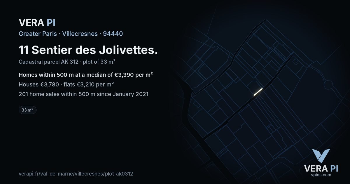 11 Sentier des Jolivettes, Villecresnes at night – the plot lit, the parcels around coloured by the prices near them