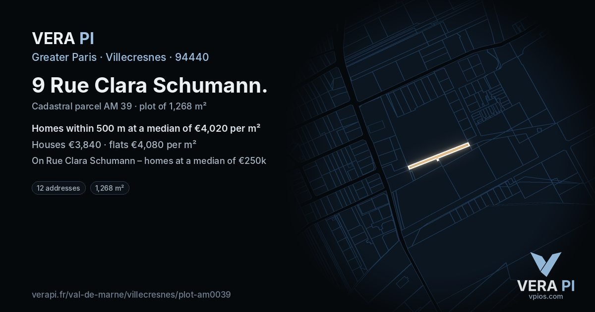 9 Rue Clara Schumann, Villecresnes at night – the plot lit, the parcels around coloured by the prices near them