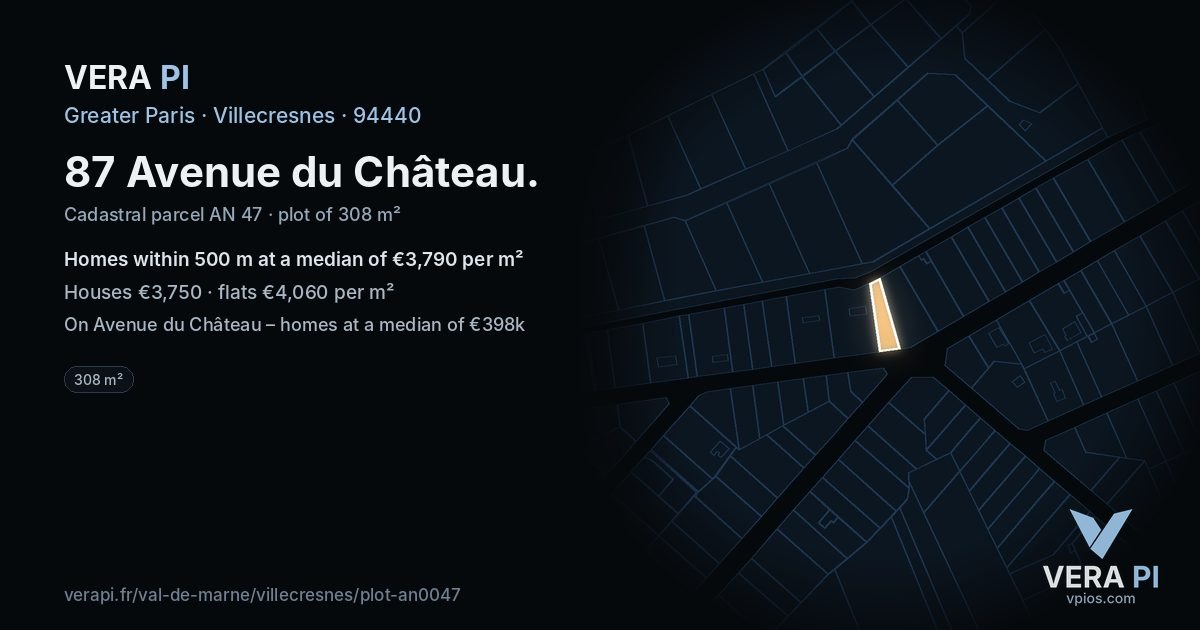 87 Avenue du Château, Villecresnes at night – the plot lit, the parcels around coloured by the prices near them