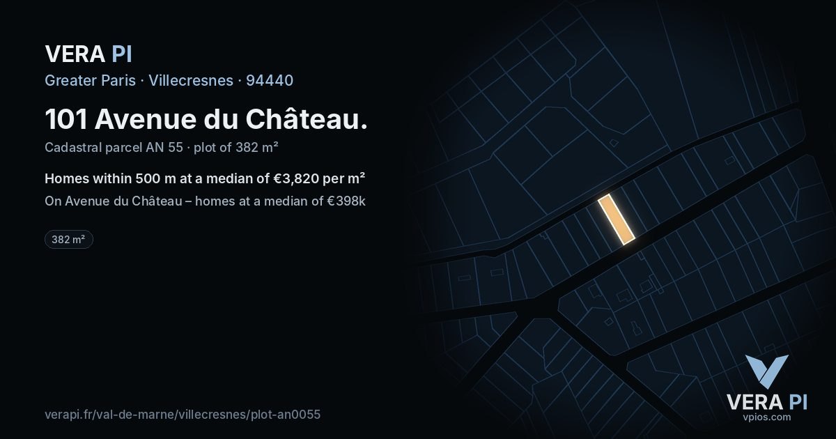 101 Avenue du Château, Villecresnes at night – the plot lit, the parcels around coloured by the prices near them