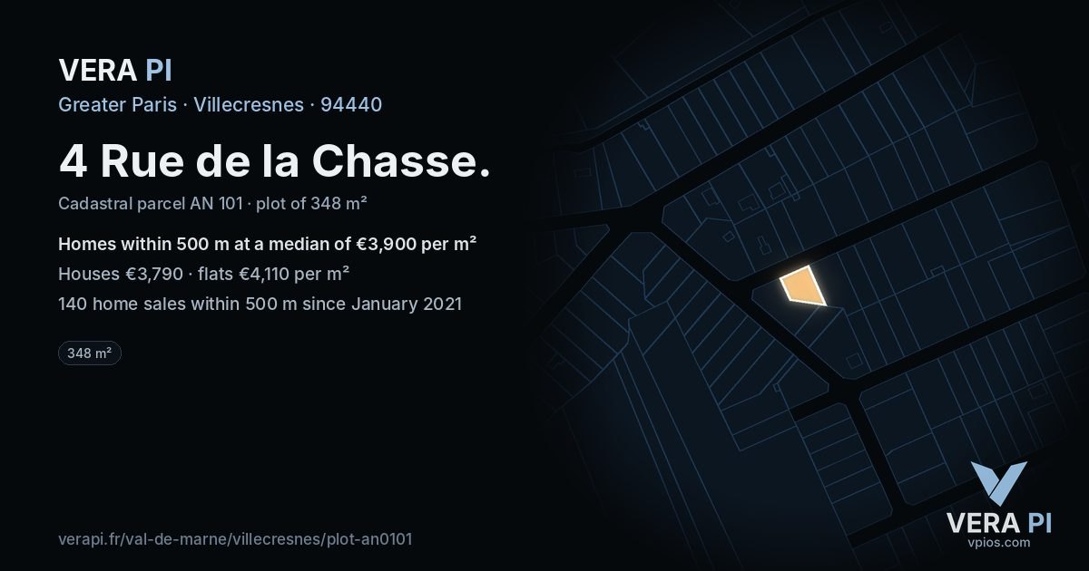 4 Rue de la Chasse, Villecresnes at night – the plot lit, the parcels around coloured by the prices near them