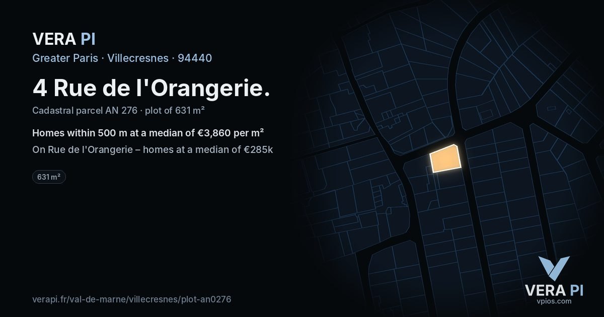 4 Rue de l'Orangerie, Villecresnes at night – the plot lit, the parcels around coloured by the prices near them
