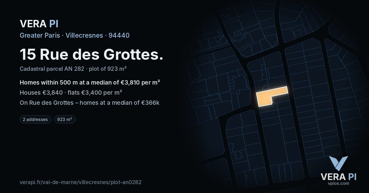 15 Rue des Grottes, Villecresnes at night – the plot lit, the parcels around coloured by the prices near them