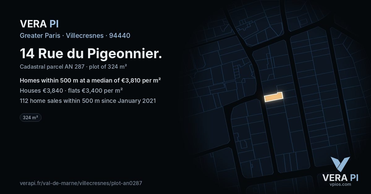 14 Rue du Pigeonnier, Villecresnes at night – the plot lit, the parcels around coloured by the prices near them