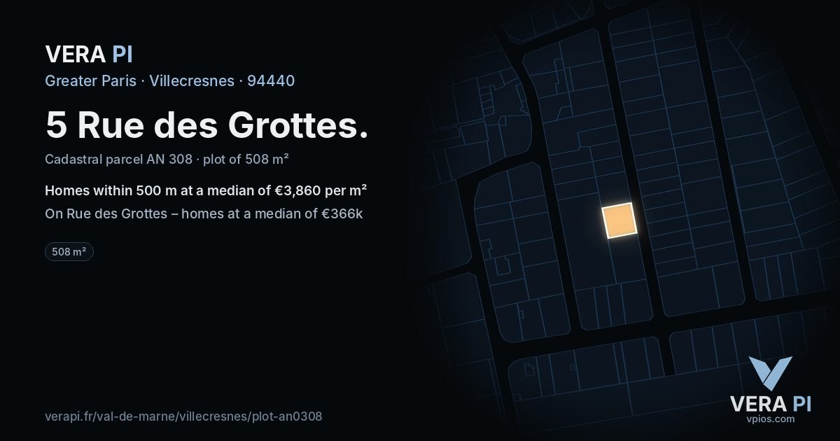 5 Rue des Grottes, Villecresnes at night – the plot lit, the parcels around coloured by the prices near them