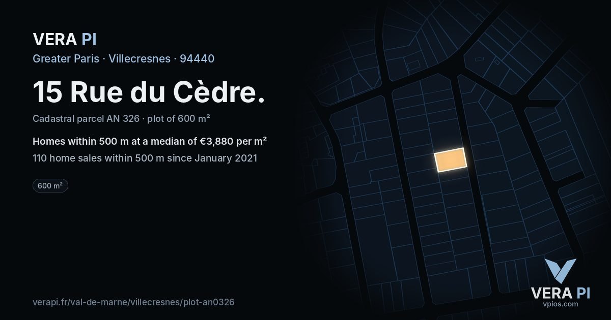 15 Rue du Cèdre, Villecresnes at night – the plot lit, the parcels around coloured by the prices near them