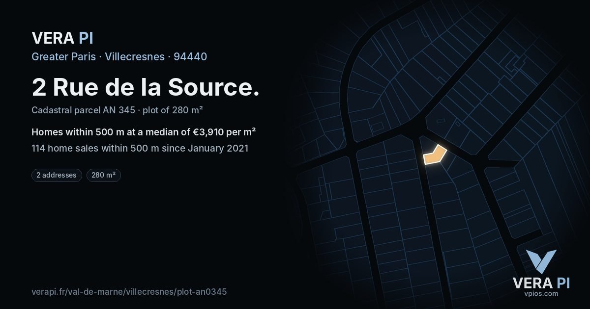 2 Rue de la Source, Villecresnes at night – the plot lit, the parcels around coloured by the prices near them