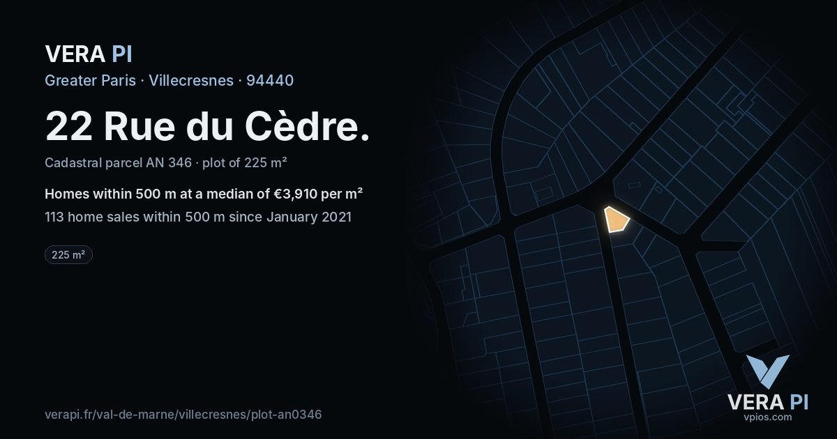 22 Rue du Cèdre, Villecresnes at night – the plot lit, the parcels around coloured by the prices near them