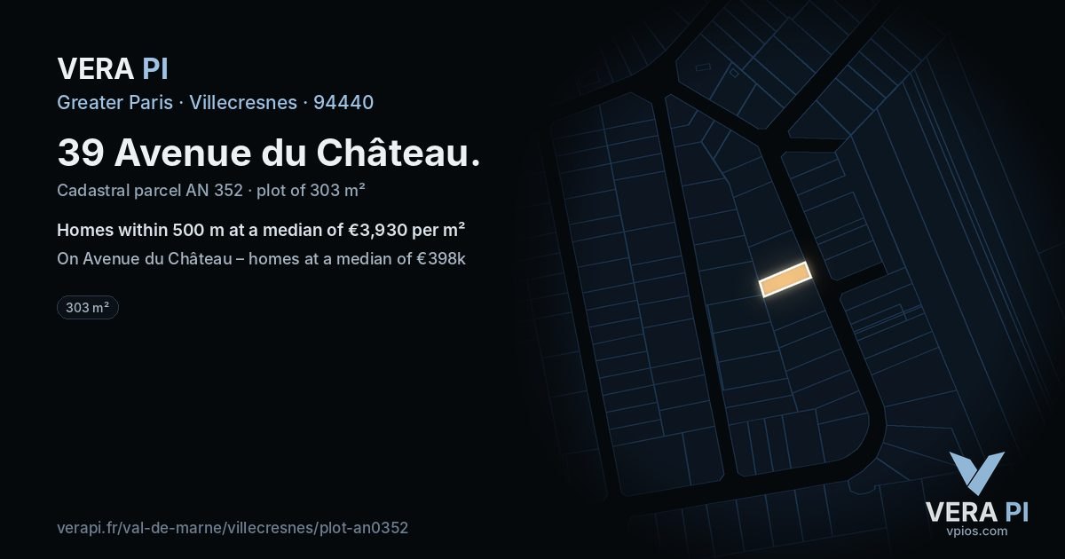 39 Avenue du Château, Villecresnes at night – the plot lit, the parcels around coloured by the prices near them