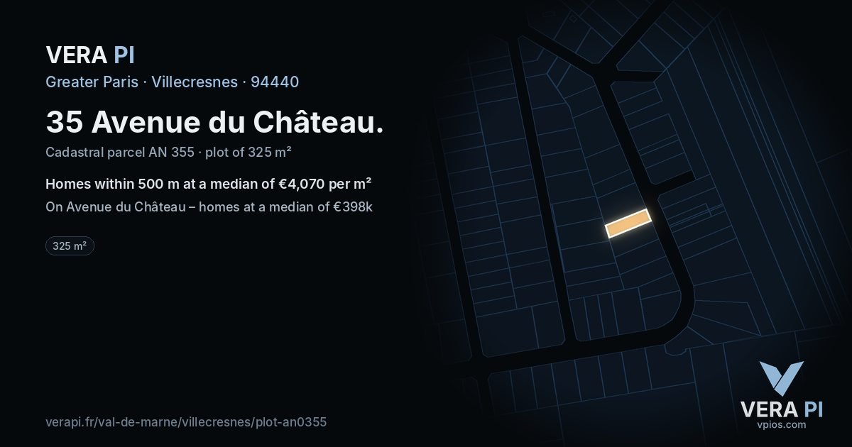 35 Avenue du Château, Villecresnes at night – the plot lit, the parcels around coloured by the prices near them