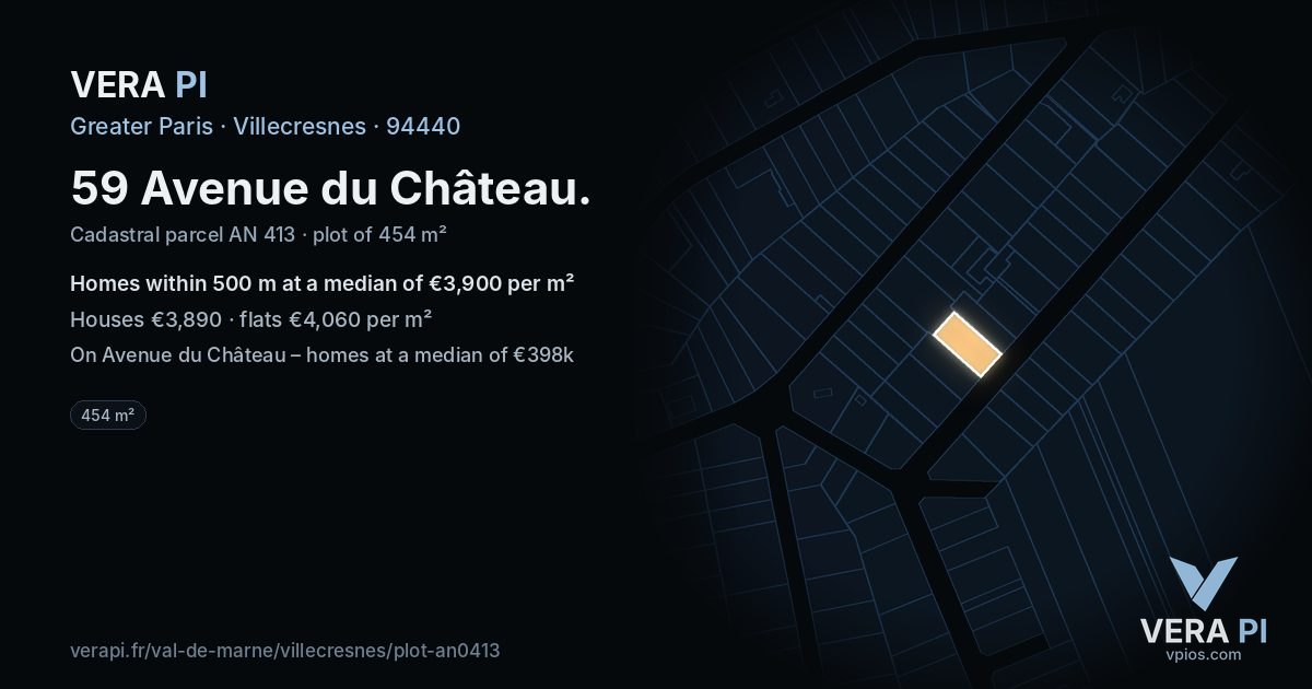59 Avenue du Château, Villecresnes at night – the plot lit, the parcels around coloured by the prices near them