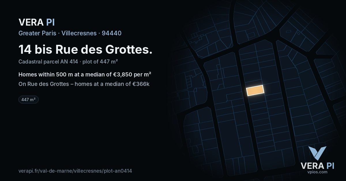14 bis Rue des Grottes, Villecresnes at night – the plot lit, the parcels around coloured by the prices near them