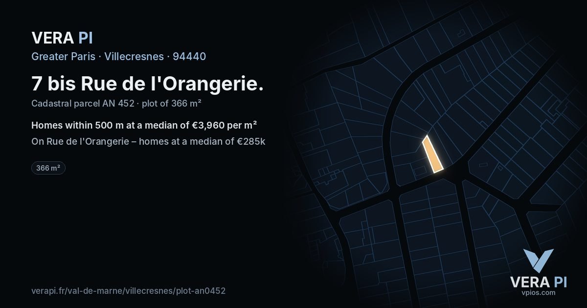 7 bis Rue de l'Orangerie, Villecresnes at night – the plot lit, the parcels around coloured by the prices near them