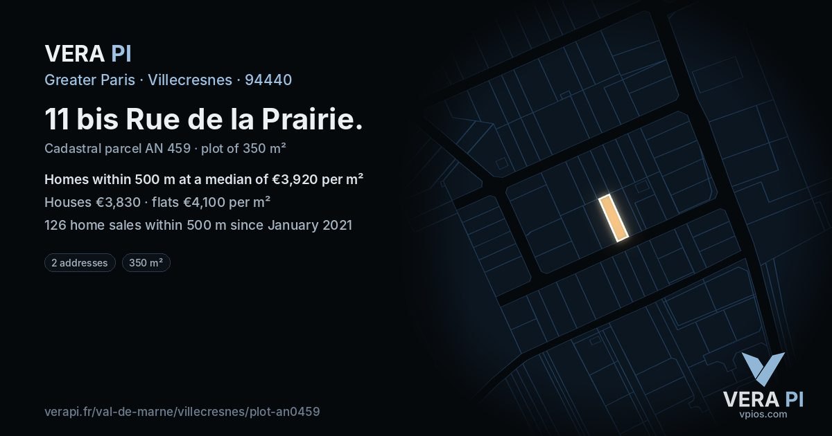 11 bis Rue de la Prairie, Villecresnes at night – the plot lit, the parcels around coloured by the prices near them