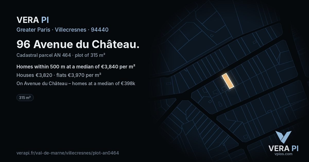 96 Avenue du Château, Villecresnes at night – the plot lit, the parcels around coloured by the prices near them