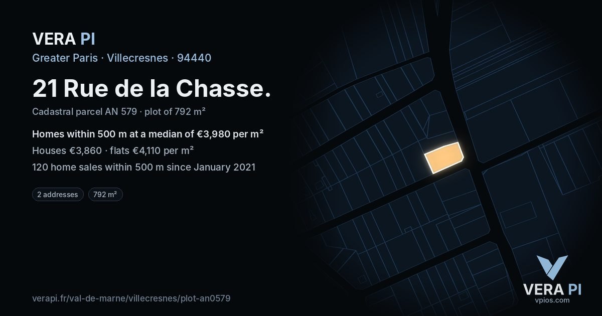 21 Rue de la Chasse, Villecresnes at night – the plot lit, the parcels around coloured by the prices near them