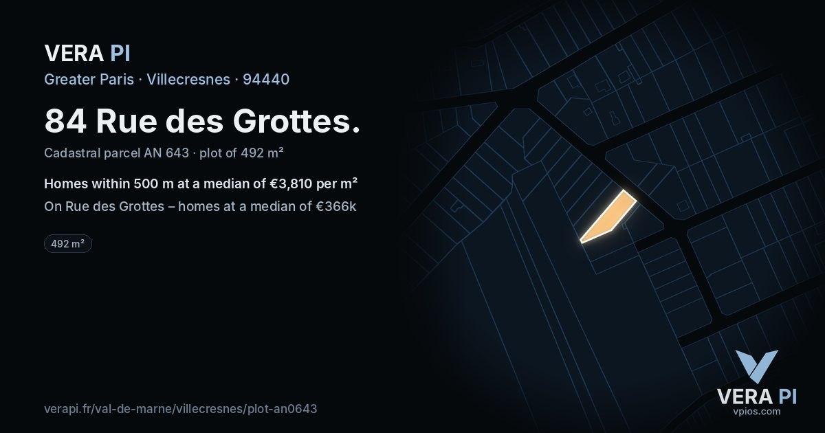 84 Rue des Grottes, Villecresnes at night – the plot lit, the parcels around coloured by the prices near them