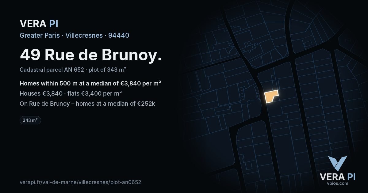 49 Rue de Brunoy, Villecresnes at night – the plot lit, the parcels around coloured by the prices near them