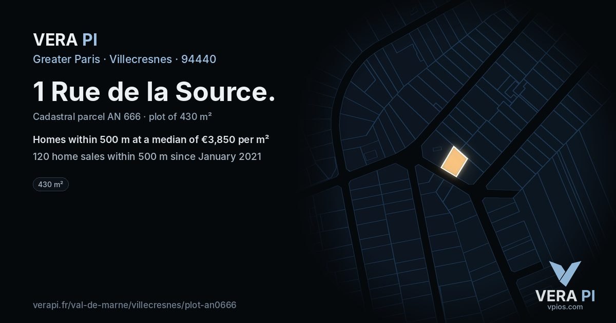 1 Rue de la Source, Villecresnes at night – the plot lit, the parcels around coloured by the prices near them