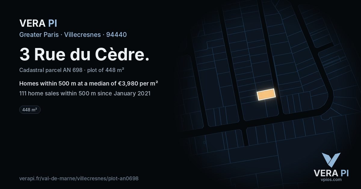 3 Rue du Cèdre, Villecresnes at night – the plot lit, the parcels around coloured by the prices near them