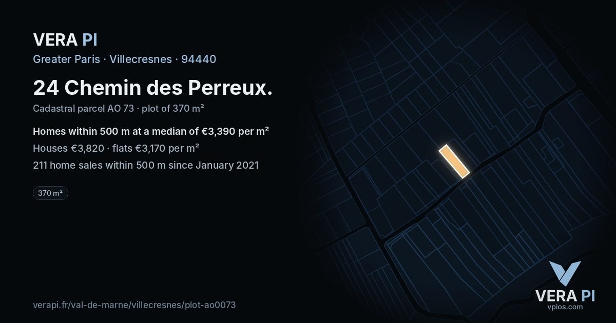 24 Chemin des Perreux, Villecresnes at night – the plot lit, the parcels around coloured by the prices near them