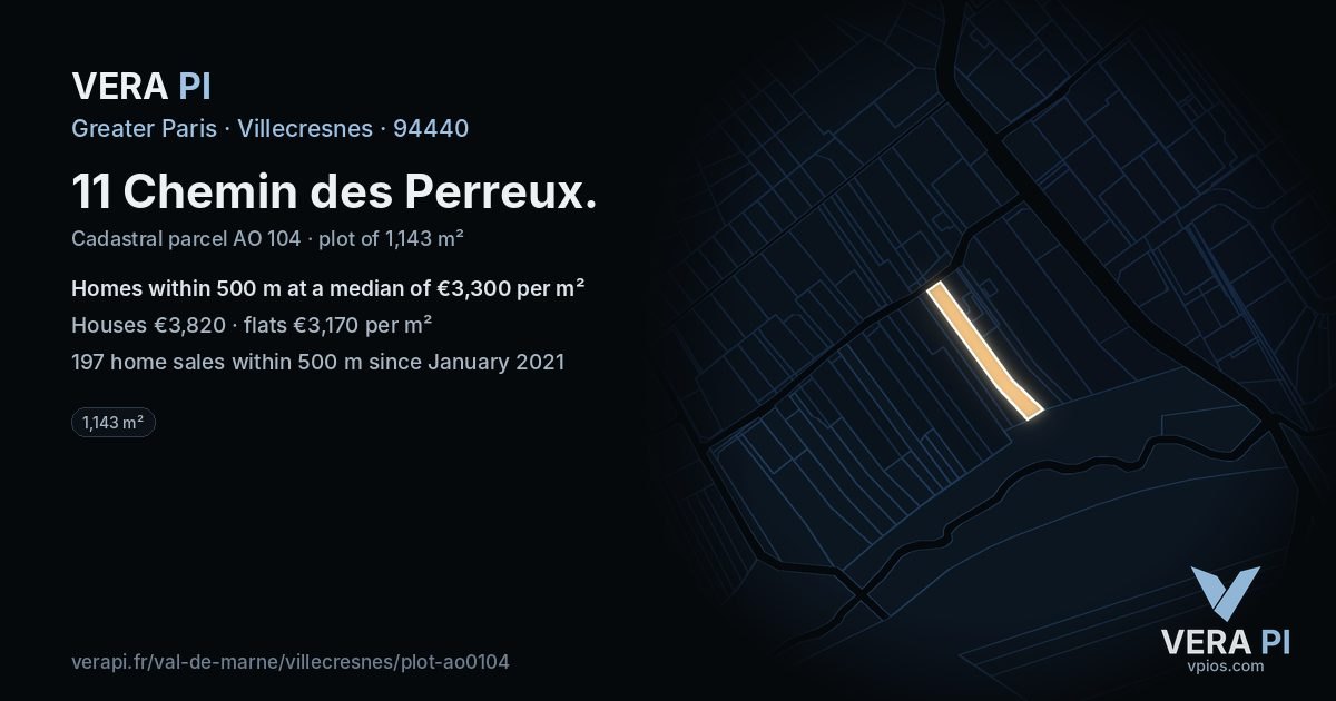 11 Chemin des Perreux, Villecresnes at night – the plot lit, the parcels around coloured by the prices near them