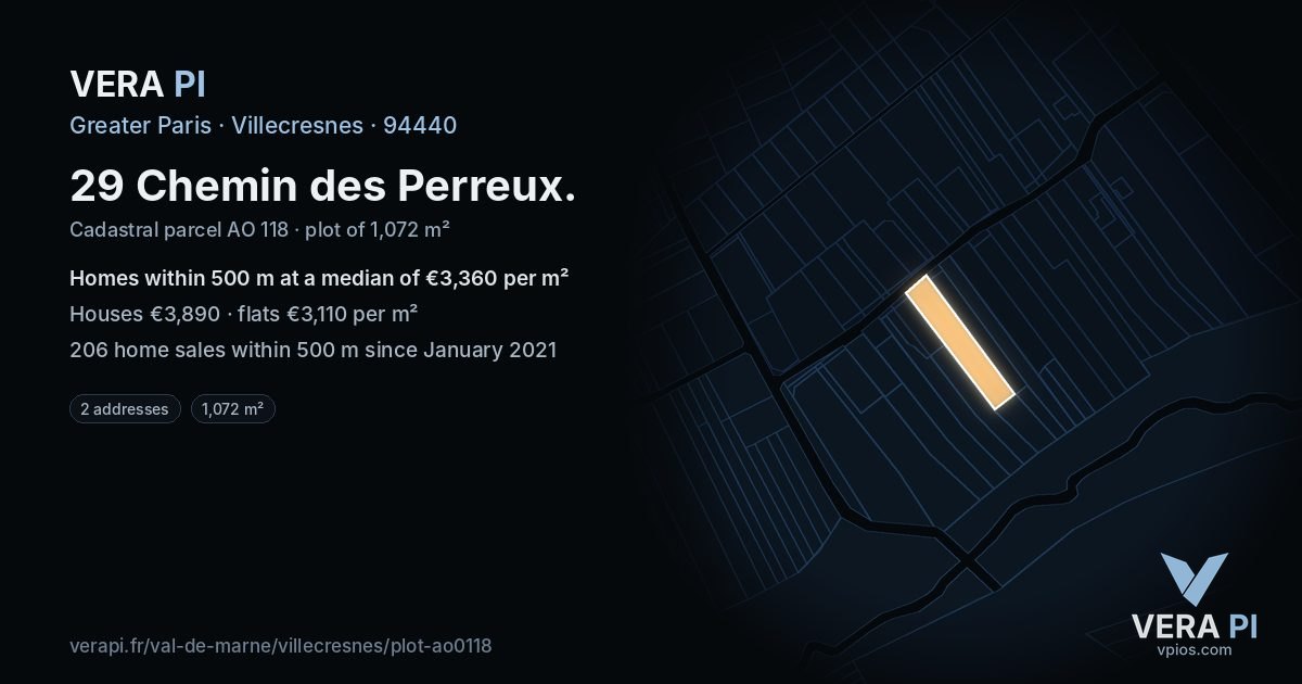 29 Chemin des Perreux, Villecresnes at night – the plot lit, the parcels around coloured by the prices near them