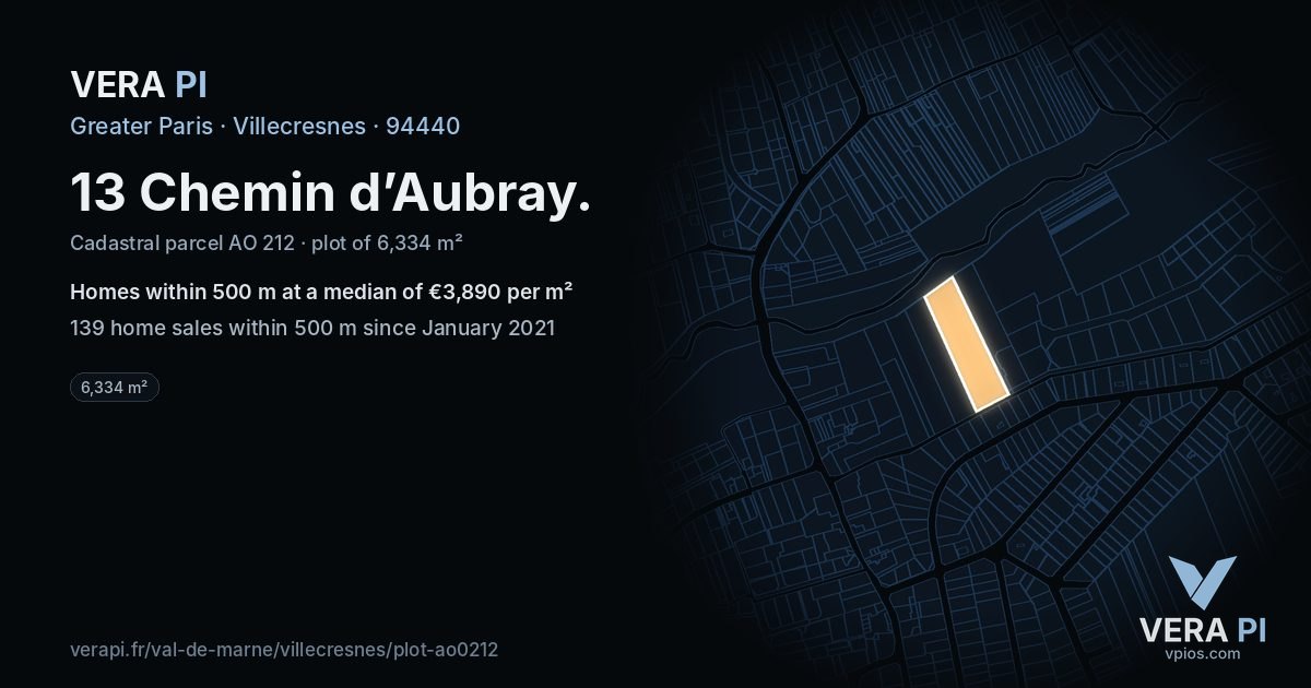 13 Chemin d’Aubray, Villecresnes at night – the plot lit, the parcels around coloured by the prices near them